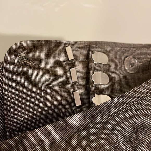 Kenneth Cole Trousers in Brown/Tan, size 20W - Picture 9 of 15